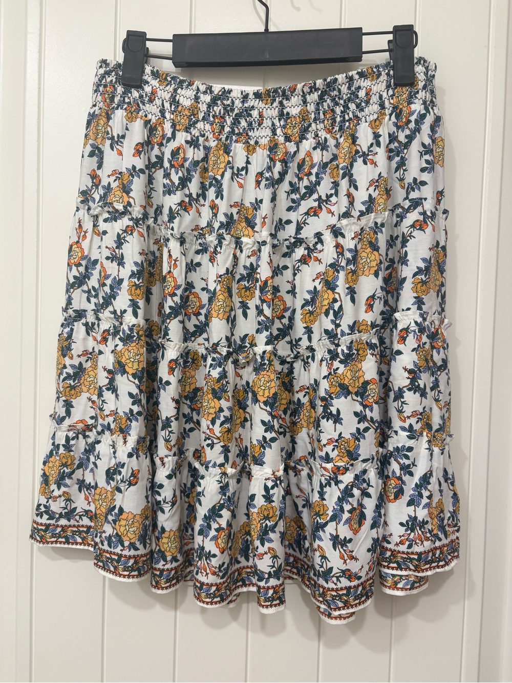 Max Studio Floral Tiered Skirt Butter Yellow Ivory Rayon Smocked Waist Large NWT - Picture 6 of 11
